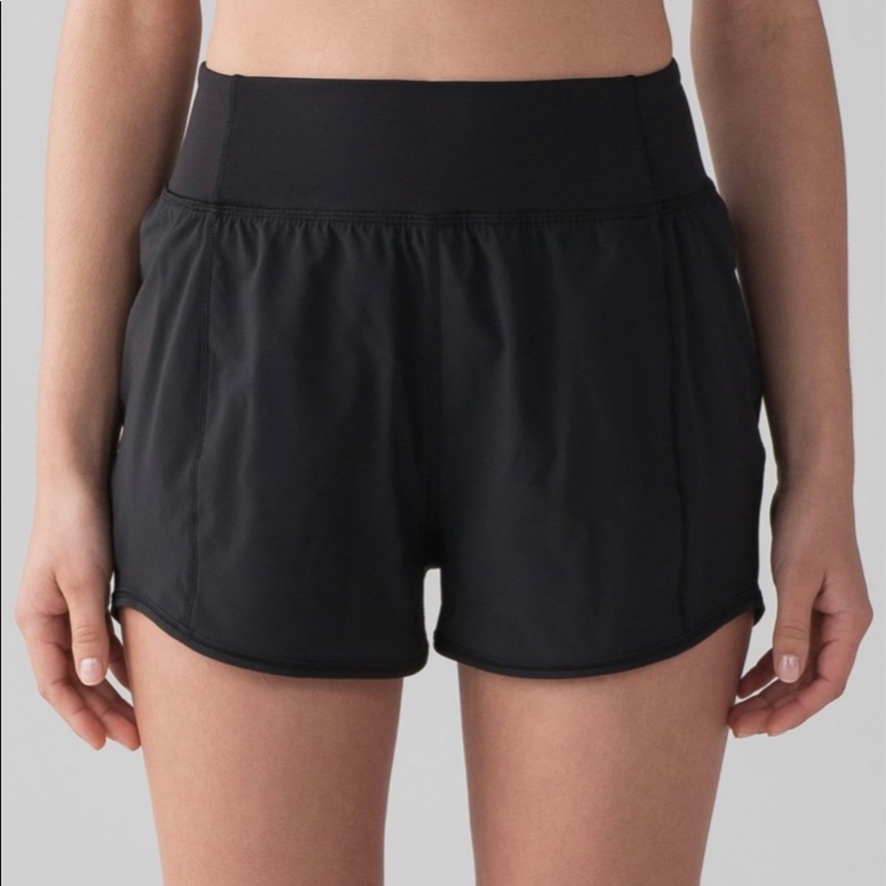 Lululemon black Lean In Short
